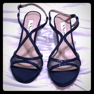 Never worn - Beautiful navy dress sandals size 7
